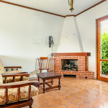 Guesthost - Yunger House With Garden And Balcony X5 Διαμέρισμα