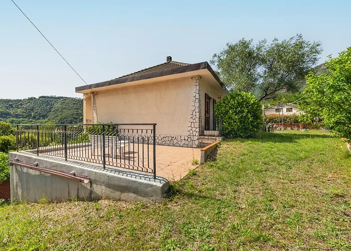 Guesthost - Yunger House With Garden And Balcony X5 * Piazza (Genoa)