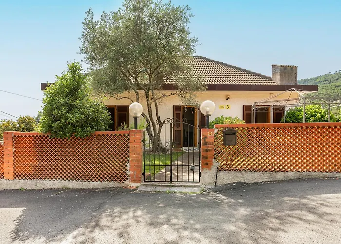 Guesthost - Yunger House With Garden And Balcony X5 *