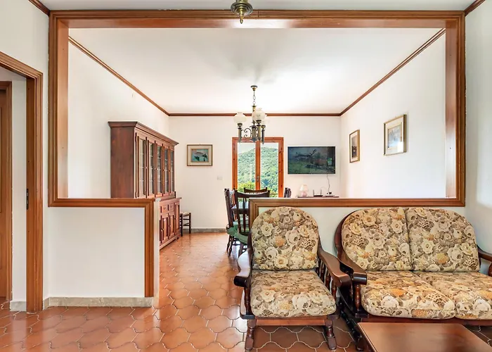 Διαμέρισμα Guesthost - Yunger House With Garden And Balcony X5 *